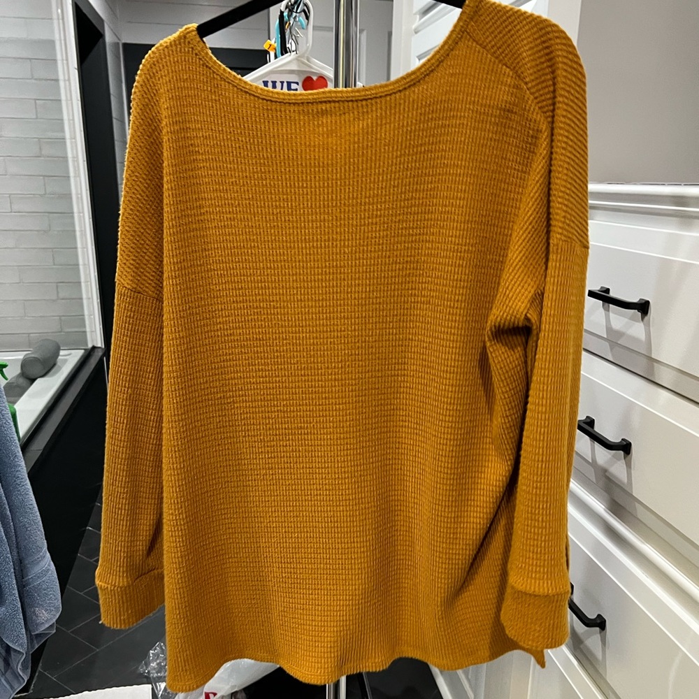 AE sweater